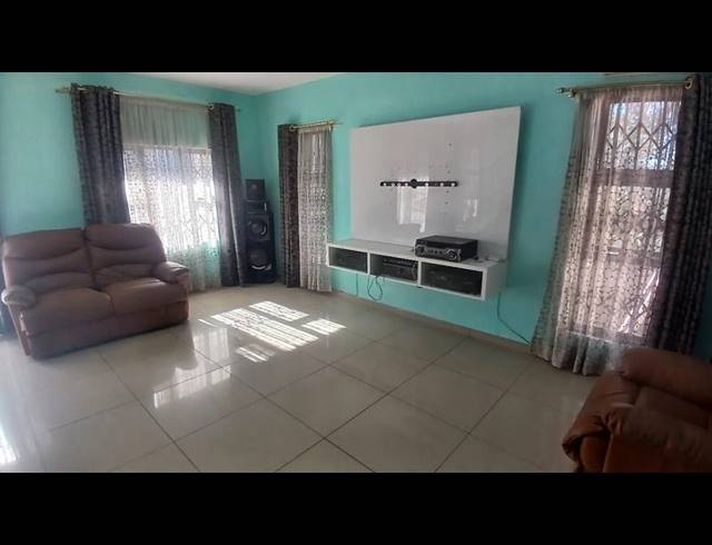 5 BEDROOM HOUSE FOR SALE IN ESCOMBE